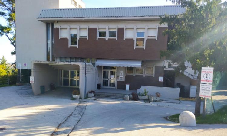Covid, i ricoveri nel Maceratese sotto le 30 unità: verso la chiusura palazzina ex Malattie Infettive