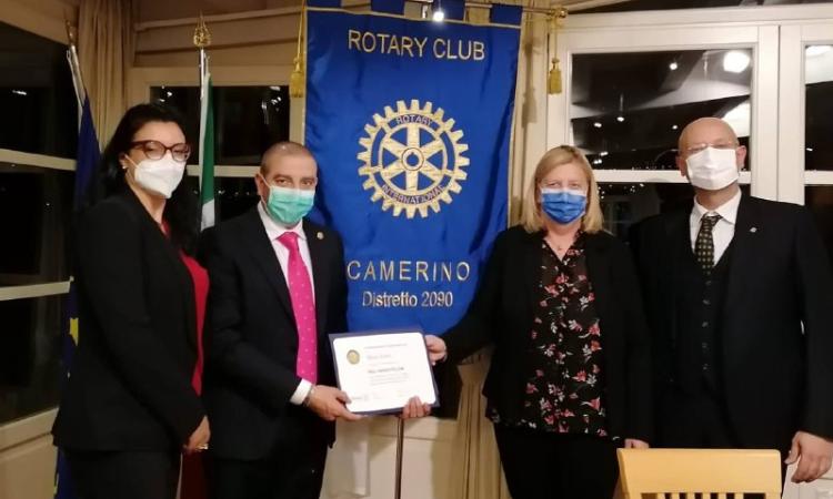 Matelica, Mauro Canil riceve il premio "Paul Harris" del Rotary