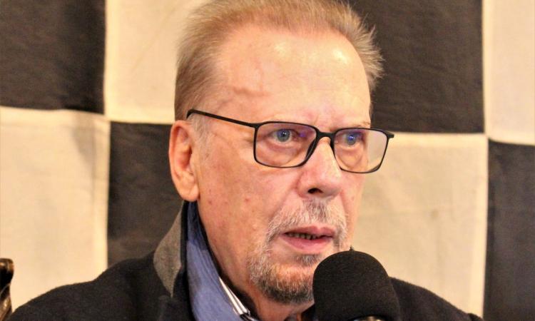 Addio allo scrittore Paolo Maurensig, ispirò il festival scacchistico di Treia: il ricordo