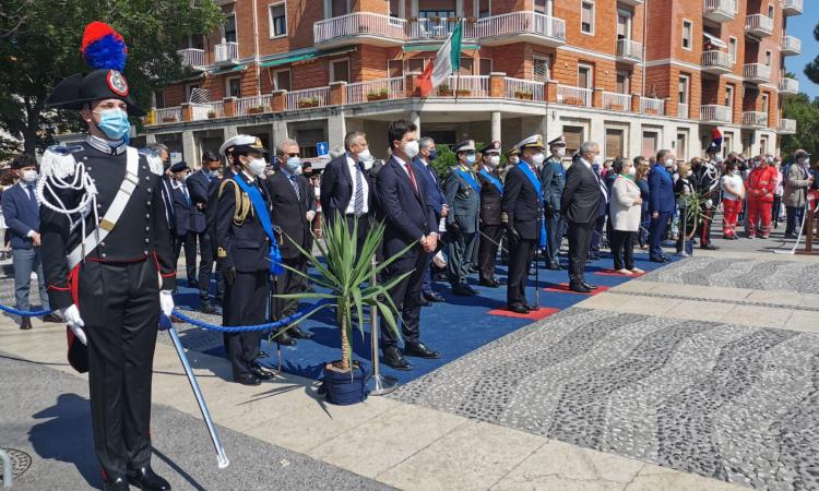 Marche, cerimonia del 2 Giugno. Acquaroli: "Ricorrenza che unisce la nazione" Marche, cerimonia del 2 Giugno. Acquaroli: "Ricorrenza che unisce la nazione"