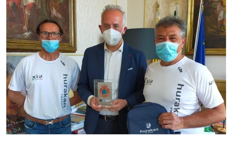 Civitanova, i campioni di vela Serafini e Marinelli ricevuti dal sindaco Civitanova, i campioni di vela Serafini e Marinelli ricevuti dal sindaco
