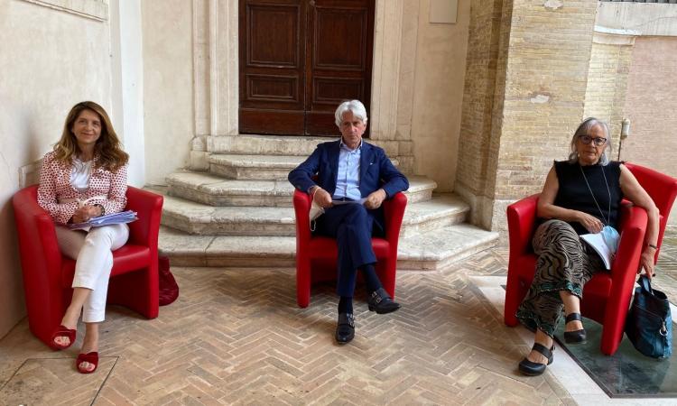 Estate 2021 a Macerata, ecco il programma degli eventi: dalla "Notte dell'Opera" a Dante Ferretti Estate 2021 a Macerata, ecco il programma degli eventi: dalla "Notte dell'Opera" a Dante Ferretti