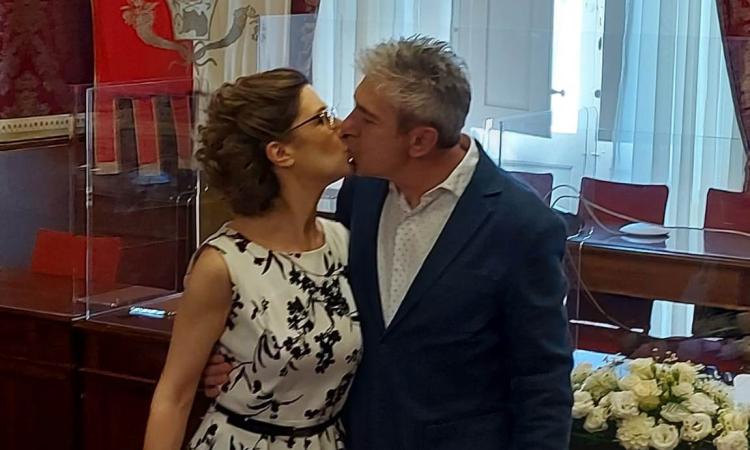 Fiori d'arancio a Macerata: Daniela e Stefano oggi sposi Fiori d'arancio a Macerata: Daniela e Stefano oggi sposi
