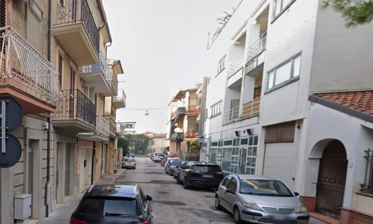 Civitanova, arriva il senso unico in via Fiume: sul lato est saranno ricavati 12 posti auto gratuiti Civitanova, arriva il senso unico in via Fiume: sul lato est saranno ricavati 12 posti auto gratuiti