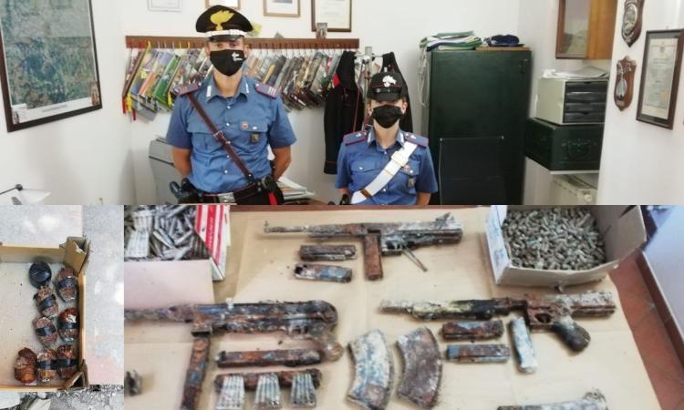 Cingoli, mentre ristruttura casa scopre un arsenale della Seconda Guerra Mondiale con 8 bombe a mano Cingoli, mentre ristruttura casa scopre un arsenale della Seconda Guerra Mondiale con 8 bombe a mano
