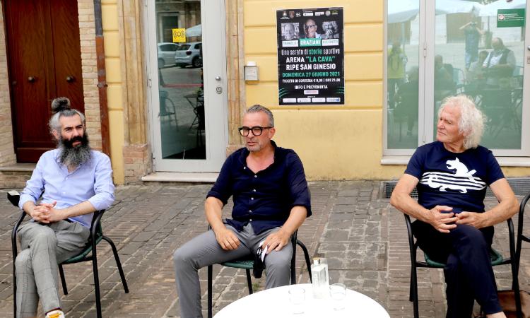 A Ripe San Ginesio una serata di storie sportive con il trio Ciccio Graziani-Franzelli-Rocchetti A Ripe San Ginesio una serata di storie sportive con il trio Ciccio Graziani-Franzelli-Rocchetti