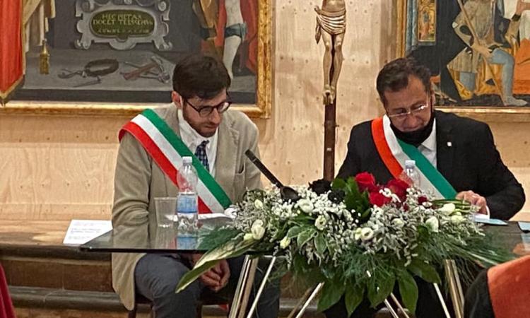 Siglato il "patto di amicizia" tra Siena e San Ginesio Siglato il "patto di amicizia" tra Siena e San Ginesio