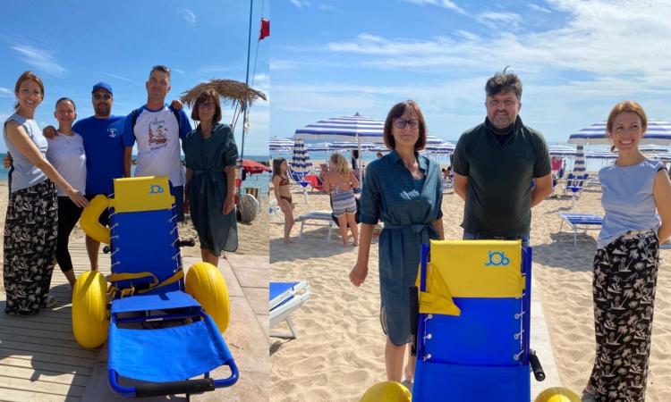 Potenza Picena, Servizio Job e passerella in spiaggia: consegnate le prime due carrozzine Potenza Picena, Servizio Job e passerella in spiaggia: consegnate le prime due carrozzine