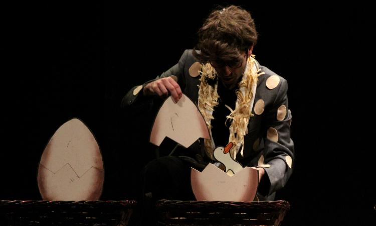 Civitanova, Favole al Varco: in scena "Il brutto anatroccolo"