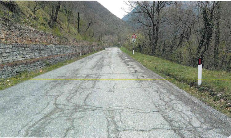Risanamento del manto stradale: approvati dalla provincia due progetti da 250 mila euro Risanamento del manto stradale: approvati dalla provincia due progetti da 250 mila euro
