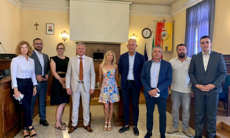 Civitanova-Sebenico, presentata la ventesima edizione della regata: al via 28 scafi