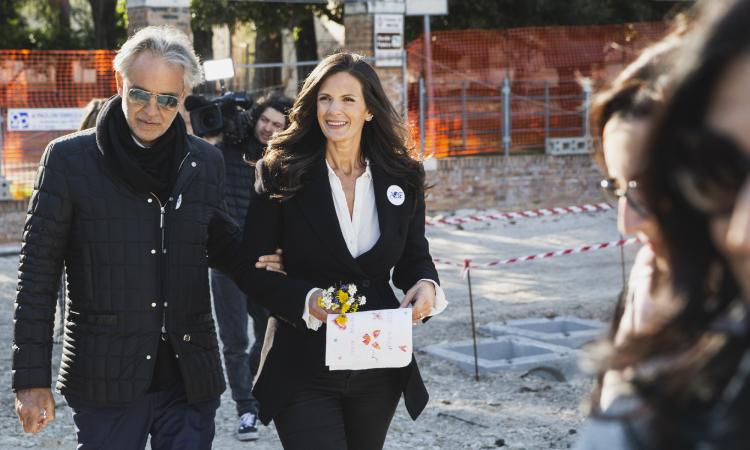 Macerata, iniziativa benefica allo Sferisterio: sul palco salirà Andrea Bocelli Macerata, iniziativa benefica allo Sferisterio: sul palco salirà Andrea Bocelli