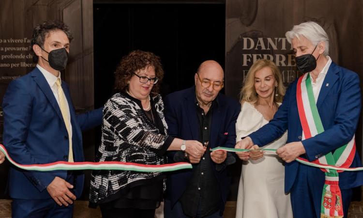 L'immaginario di Dante Ferretti in mostra: disegni e bozzetti del grande maestro maceratese L'immaginario di Dante Ferretti in mostra: disegni e bozzetti del grande maestro maceratese