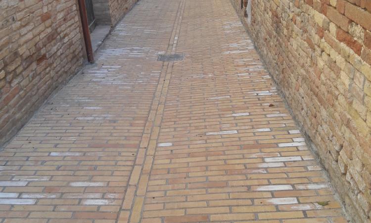 Civitanova, terminati diversi lavori prima della pausa: nuova pavimentazione in via dell'Aurora