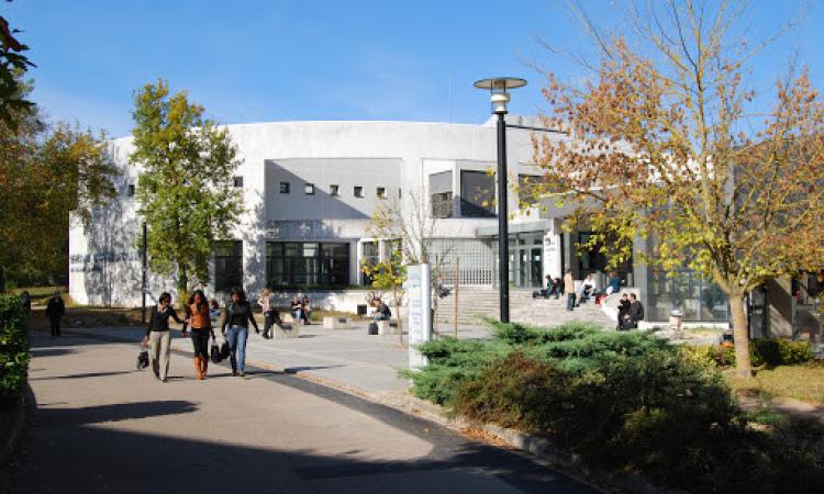 Doppia laurea italo-francese in Giurisprudenza: accordo tra l'Università di Macerata e d'Orléans