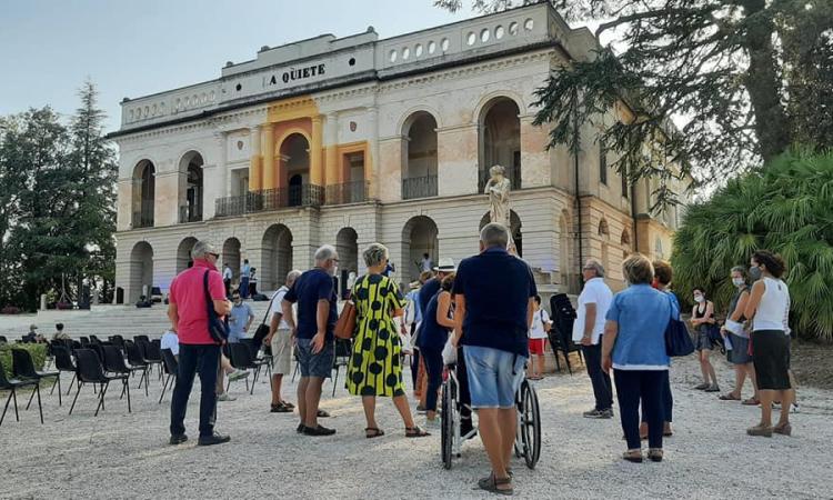 Treia, grande successo per la "Notte dei desideri": sabato ultima tappa dell'antica via Lauretana Treia, grande successo per la "Notte dei desideri": sabato ultima tappa dell'antica via Lauretana