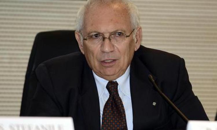 180 chilometri per andare a scuola, il ministro Bianchi chiama Acquaroli: "Presto una soluzione"