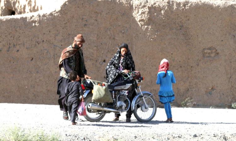 Arrivano nelle Marche 20 profughi afghani: "Sono civili che hanno collaborato con le strutture italiane” Arrivano nelle Marche 20 profughi afghani: "Sono civili che hanno collaborato con le strutture italiane”