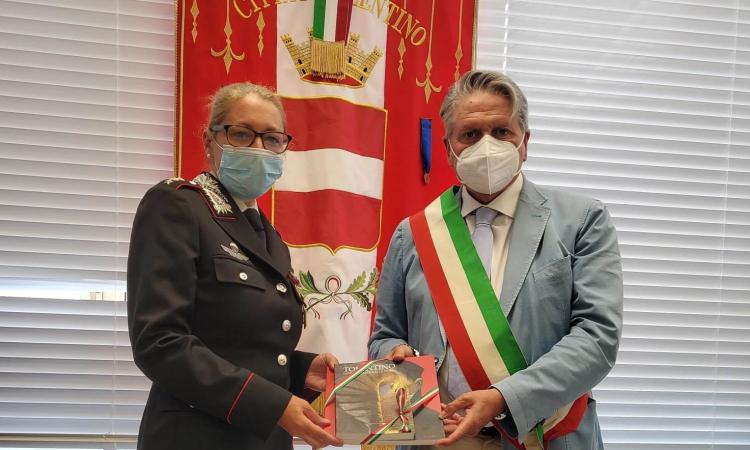 Tolentino, Il sindaco riceve la nuova comandante dei carabinieri: "Piena collaborazione" Tolentino, Il sindaco riceve la nuova comandante dei carabinieri: "Piena collaborazione"
