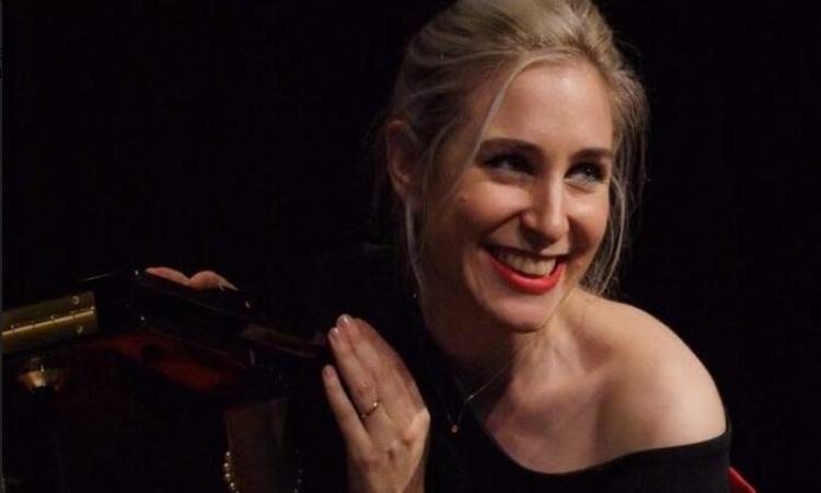 Tolentino, in viaggio per l'Europa con lo spettacolo musicale di Valentina Volpe Andreazza Tolentino, in viaggio per l'Europa con lo spettacolo musicale di Valentina Volpe Andreazza
