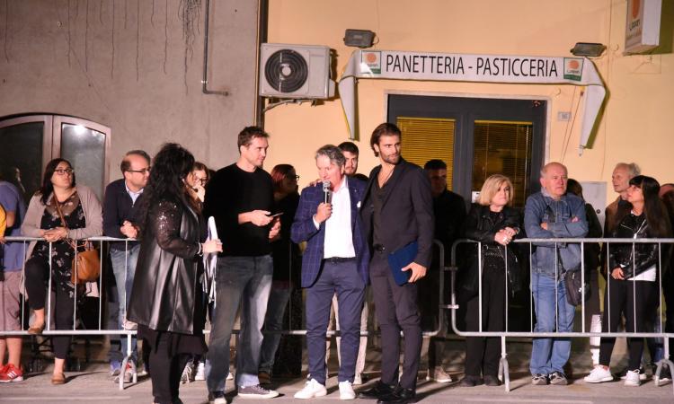 Tolentino, torna la rievocazione storica sul Ponte del Diavolo: premiate le personalità di spicco