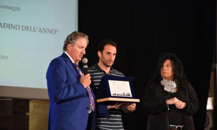 Tolentino premia le personalità che si sono distinte: premio alla memoria a Otello Rascioni Tolentino premia le personalità che si sono distinte: premio alla memoria a Otello Rascioni