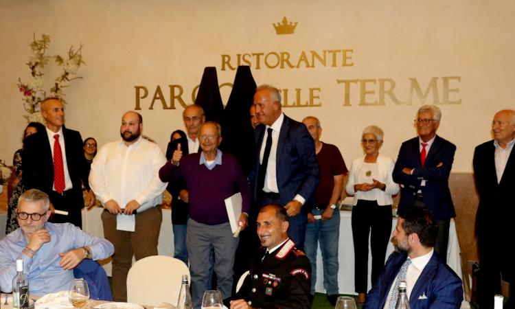 Avis Civitanova, 50 anni di amicizia con Esine: premiato con una targa il fotografo Ciro Lazzarini