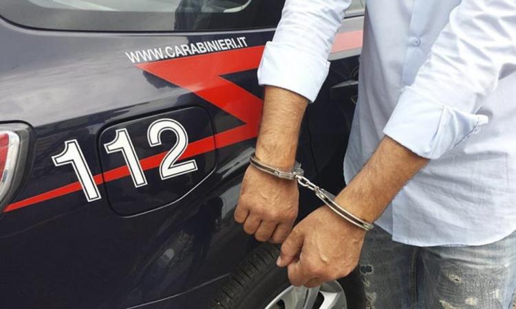 Corridonia, doppio arresto dei carabinieri: in manette un 53enne e un 44enne