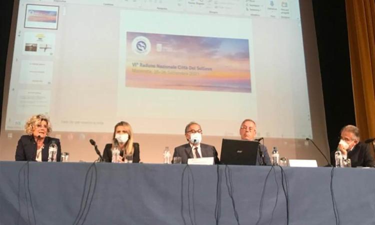 Macerata, volontari, sanitari e amministratori pubblici a confronto per sostenere la fragilità Macerata, volontari, sanitari e amministratori pubblici a confronto per sostenere la fragilità