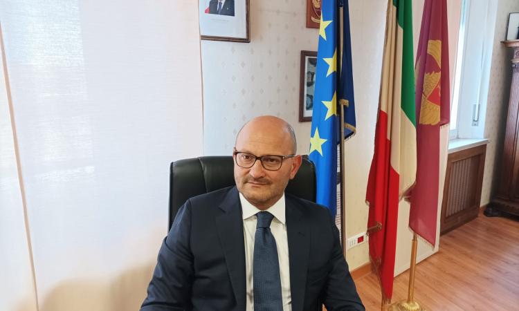 Rissa dopo Matelica-Elpidiense, pugno duro del questore: Daspo per 5 giocatori e 3 tifosi Rissa dopo Matelica-Elpidiense, pugno duro del questore: Daspo per 5 giocatori e 3 tifosi