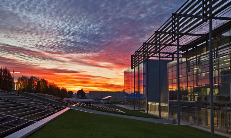 IGuzzini Illuminazione: aperta procedura di licenziamento per 103 dipendenti