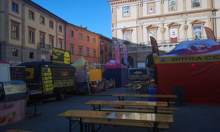 Tolentino, prelibatezze culinarie allo Street Food Festival: modificata la viabilità