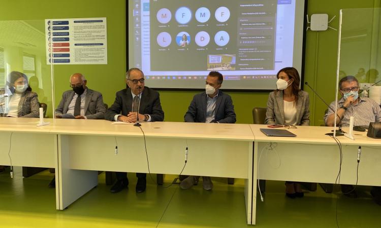 Unire l'etica alle nuove tecnologie: al via il corso di perfezionamento targato Unimc Unire l'etica alle nuove tecnologie: al via il corso di perfezionamento targato Unimc