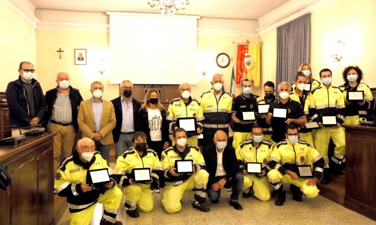 Civitanova, benemerenza alla Protezione Civile per l’impegno durante l’emergenza Covid (FOTO) Civitanova, benemerenza alla Protezione Civile per l’impegno durante l’emergenza Covid (FOTO)