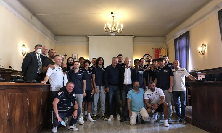 Virtus Civitanova, la squadra ricevuta dal sindaco: sulle canotte ci sarà un ricordo di Attilio Pierini