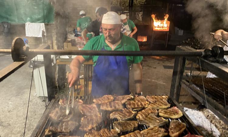 Green pass, ingressi contingentati e la carne come protagonista: un successo il Festival della Bovina