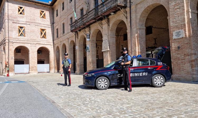 Caldarola, riforniva di droga i giovani del territorio: 29enne condannato a un anno e 9 mesi di reclusione Caldarola, riforniva di droga i giovani del territorio: 29enne condannato a un anno e 9 mesi di reclusione