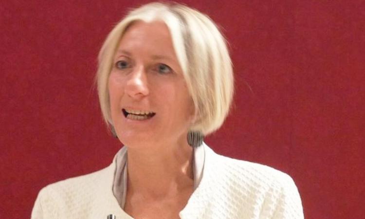Recanati, 40 mila euro per la biblioteca del Liceo "Leopardi" Recanati, 40 mila euro per la biblioteca del Liceo "Leopardi"