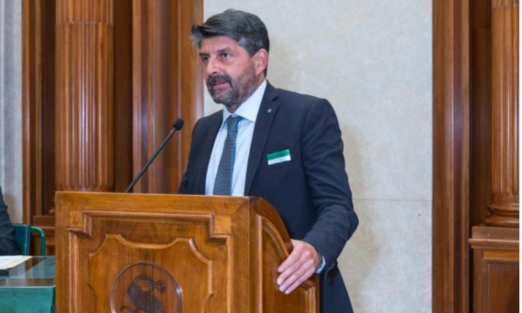 Mauro Quacquarini è 'Marchigiano dell'anno 2020': "Un premio che condivido con la mia famiglia" Mauro Quacquarini è 'Marchigiano dell'anno 2020': "Un premio che condivido con la mia famiglia"