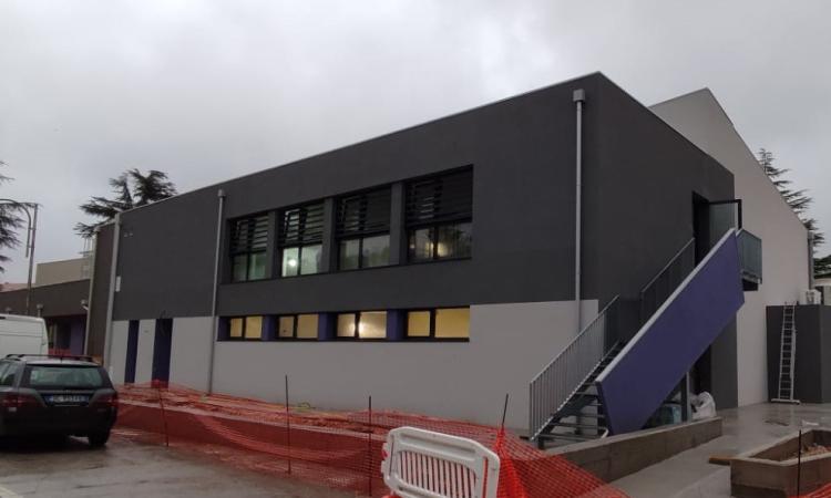 Pieve Torina, inaugurazione del nuovo centro civico a 5 anni dal sisma: "Segnale di ripartenza" Pieve Torina, inaugurazione del nuovo centro civico a 5 anni dal sisma: "Segnale di ripartenza"