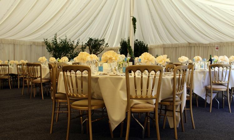 Gazebo per eventi e fiere: tipologie e soluzioni tra cui scegliere