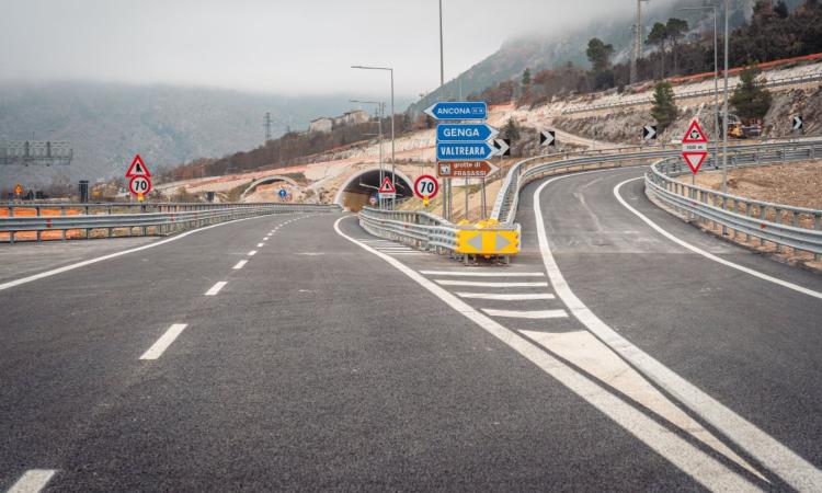 Quadrilatero, emersi altri 4 fusti di cromo esavalente durante i lavori