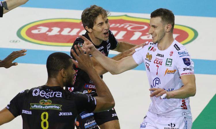 Volley, la Lube scaccia i fantasmi e torna alla vittoria: Verona sconfitta in tre set Volley, la Lube scaccia i fantasmi e torna alla vittoria: Verona sconfitta in tre set