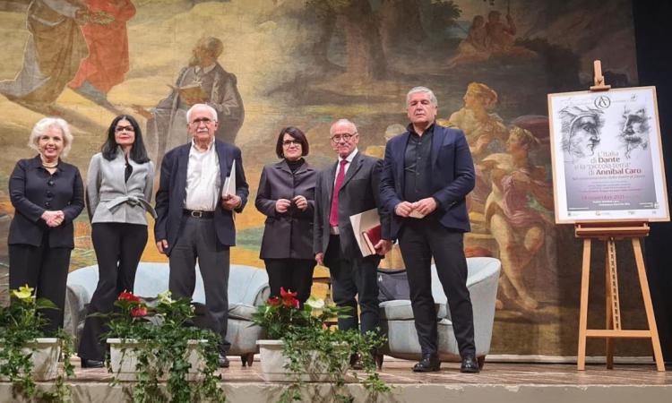 Civitanova, al Teatro Annibal Caro l'incontro “L’Italia di Dante e la piccola terra di Annibal Caro" Civitanova, al Teatro Annibal Caro l'incontro “L’Italia di Dante e la piccola terra di Annibal Caro"