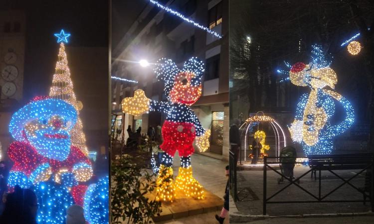 A Tolentino si respira già il Natale: dall'albero in piazza a Topolino e Minnie, accese le luminarie (FOTO)