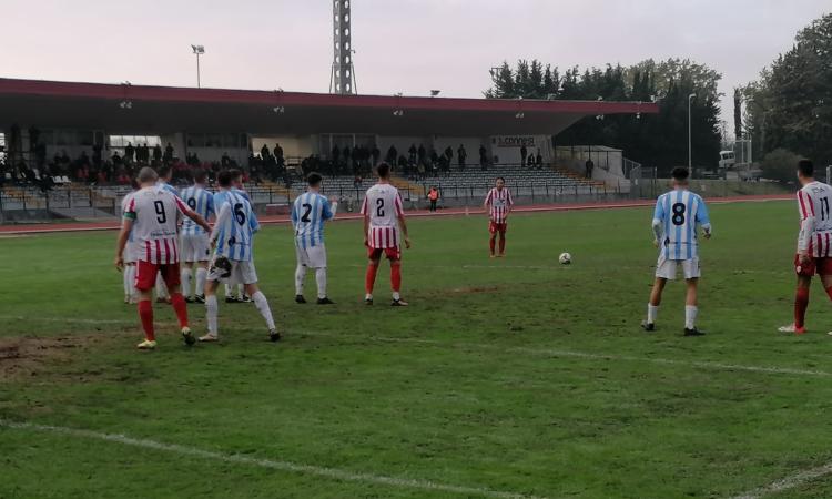Pareggio Maceratese - Atletico Centobuchi: i biancorossi si fanno sfuggire la prima posizione Pareggio Maceratese - Atletico Centobuchi: i biancorossi si fanno sfuggire la prima posizione
