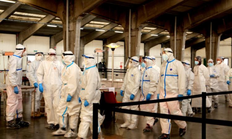 Coronavirus, 378 nuovi casi oggi nelle Marche: Macerata seconda provincia con più contagi Coronavirus, 378 nuovi casi oggi nelle Marche: Macerata seconda provincia con più contagi