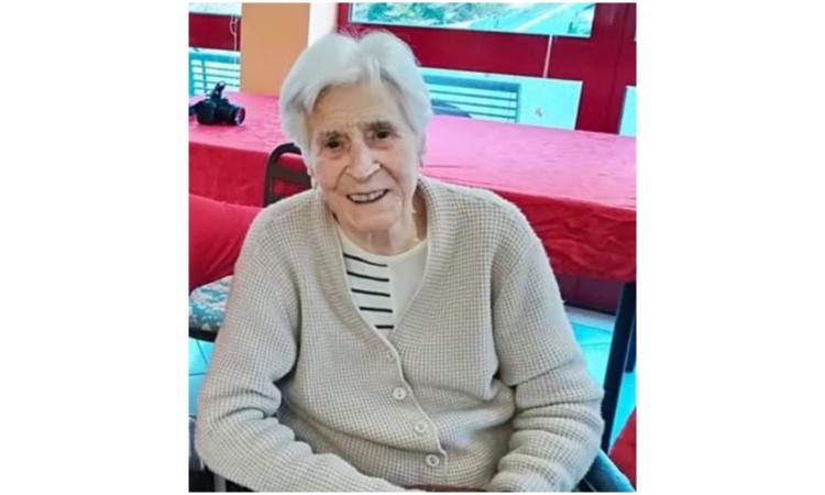 Camerino festeggia i 100 anni di Elisa Meschini: per anni ha lavorato in ospedale