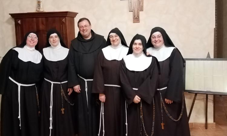 San Severino, suor Chiara Francesca Raggi nuova abbadessa delle Clarisse San Severino, suor Chiara Francesca Raggi nuova abbadessa delle Clarisse