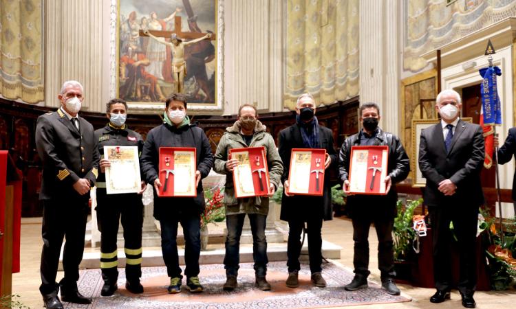 Macerata, nel giorno di Santa Barbara i Vigili del Fuoco rinnovano il loro impegno sul territorio (FOTO)